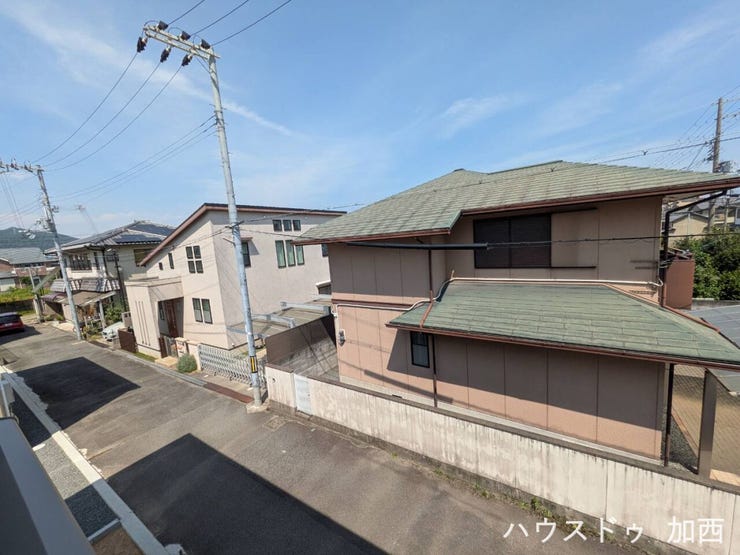 2階からの眺望です♪周辺は閑静な住宅街です♪