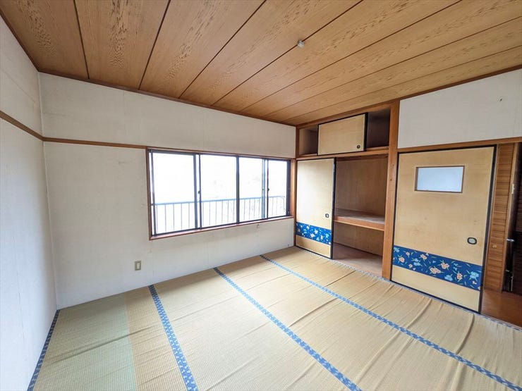2階建
充実した収納スペースですっきりと片付きます!