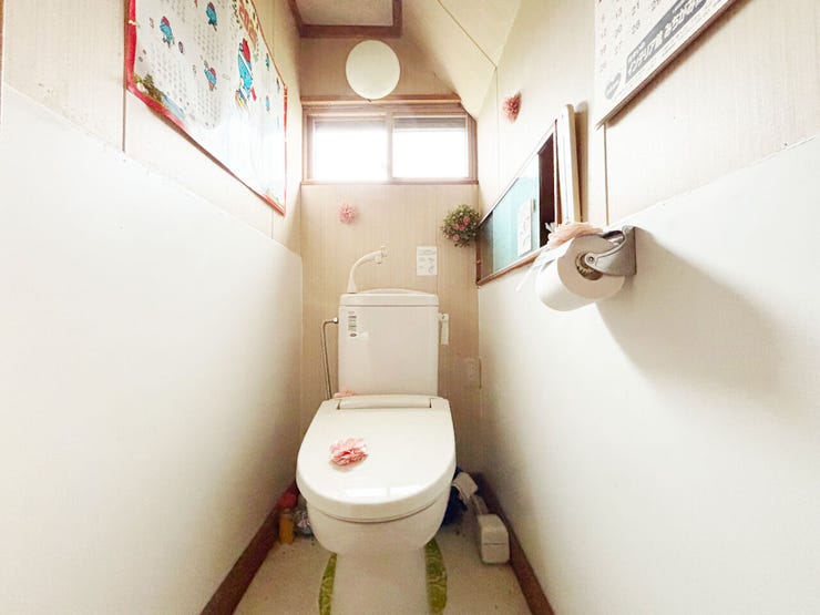 室内(2026年7月)撮影
◎現地案内予約受付中!◎
圧迫感のないゆったりとしたトイレ空間♪ご家族も来客も気兼ねなく落ち着いて利用できます◎