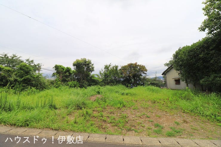 【外観写真】
「他社で住宅ローンに落ちてしまった」「車のローンが残っている」など、住宅ローンでお困りの方はぜひ一度弊社までご相談ください。