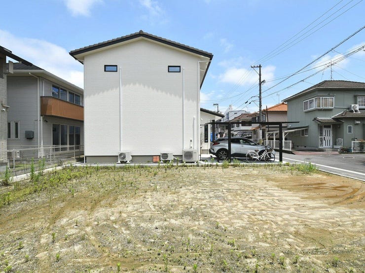 敷地内を西側より撮影 2026.06.28