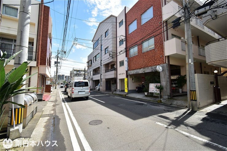 【前面道路】西向きの前面道路幅は約8.6mです!