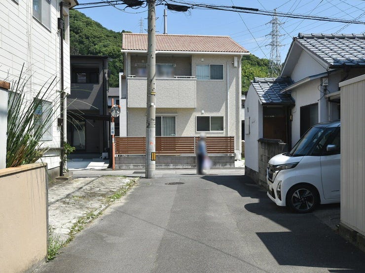 東側道路