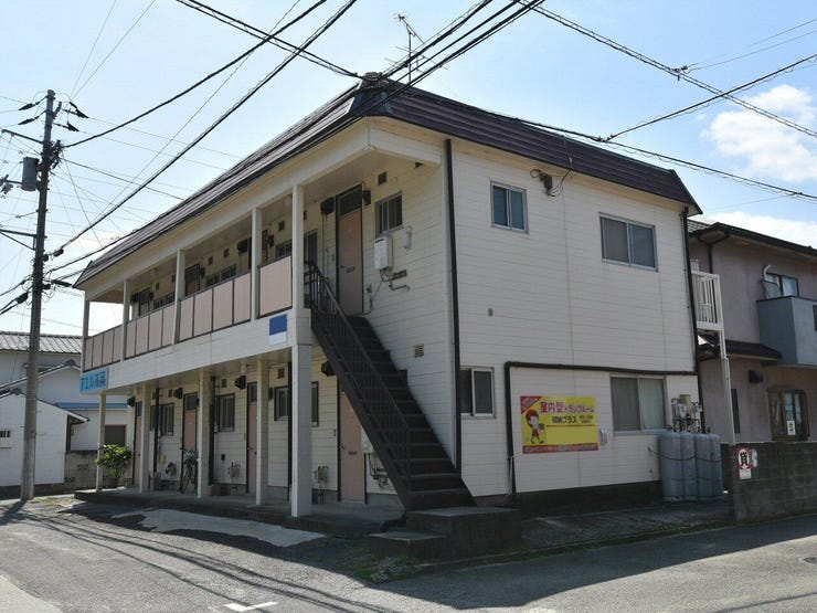 外観を北西側より撮影