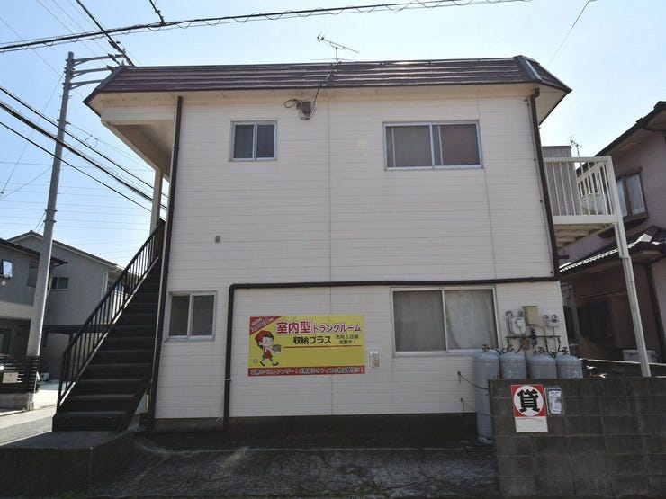 外観を西側より撮影