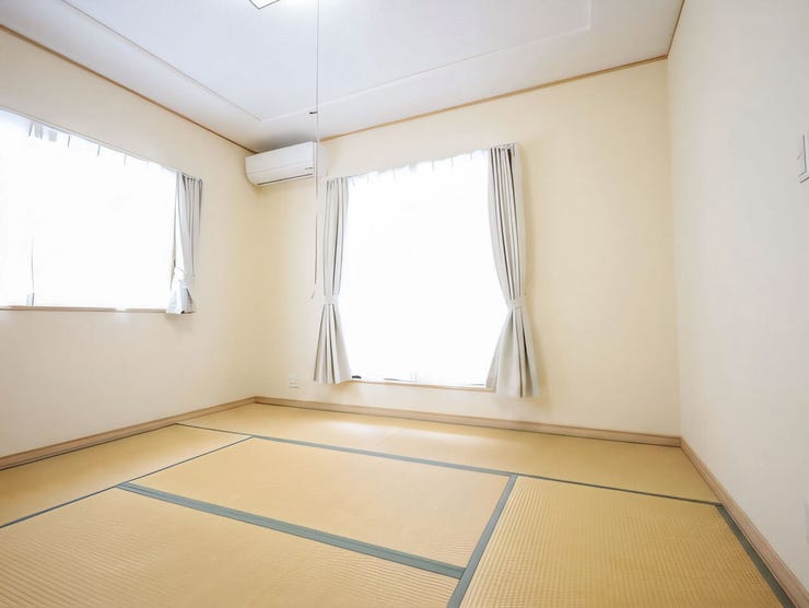 心落ち着く和の空間。客間や癒やしの空間としても活躍。※現況の物件写真に、引渡し時のイメージとして画像処理がされています。