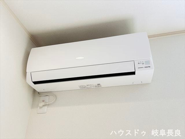 ≪エアコン≫エアコン付きで、入居後すぐに快適な暮らしをスタート。季節を問わず心地よい室内環境を保てます。