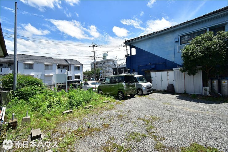 【外観】建物裏にある駐車場です!