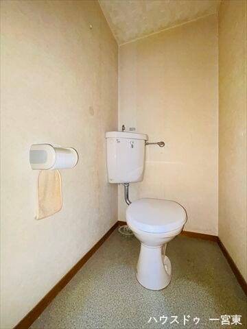 シンプルで使いやすく、毎日気持ちよく使えるトイレ空間。