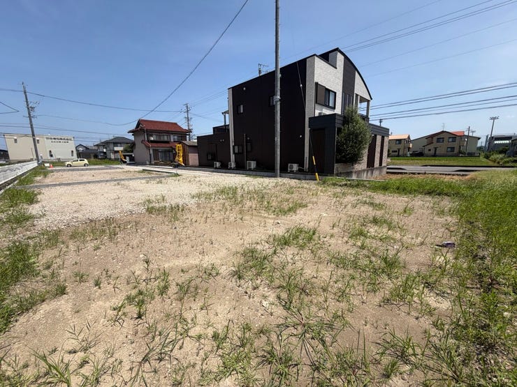 お風呂には、追い炊き機能もついているので、いつでも暖かいお風呂にはいれるのが嬉しいですね!