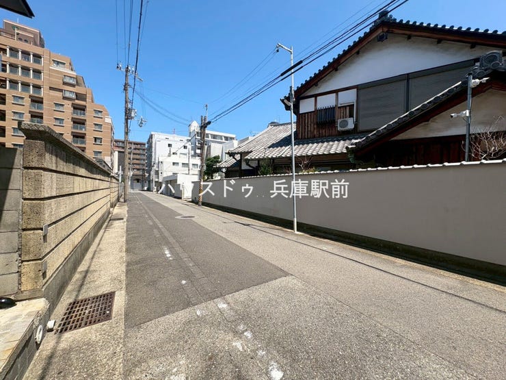 ◇開放感のある前面道路で、ゆったりとした街並みが広がります。