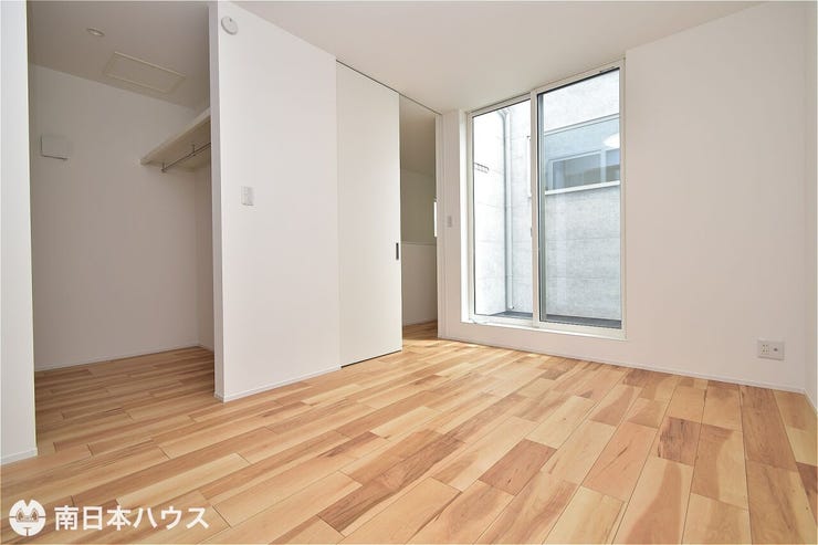 紫原５丁目 新築戸建 【洋室】ウォークインクローゼット、バルコニーのある洋室です！