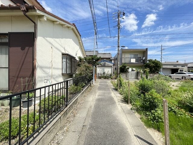 近隣の雰囲気は実際に見て、感じていただくのが一番です!
ぜひ現地を見に来てください♪お問い合わせお待ちしております。