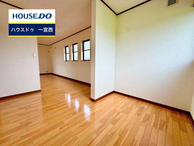 ※写真はリフォーム前の写真です。
◆見学予約受付中◆ 現地をご覧いただき、周辺環境なども一緒にご確認いただけます!