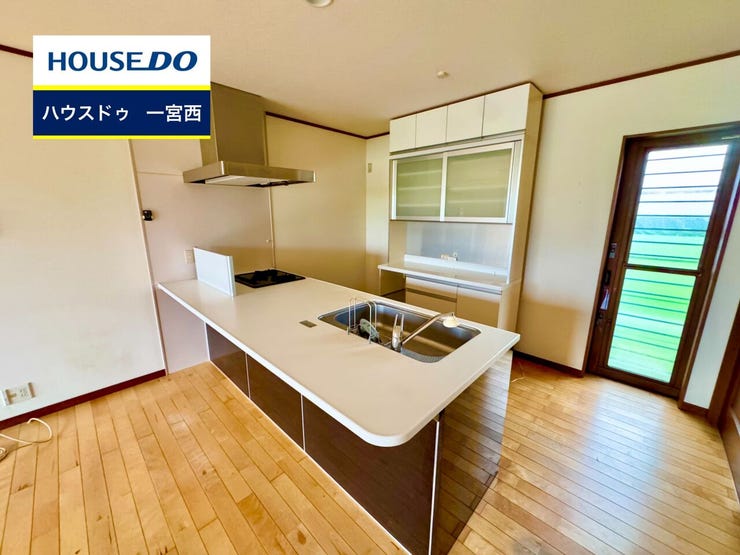 ※写真はリフォーム前の写真です。
◆見学予約受付中◆ 現地をご覧いただき、周辺環境なども一緒にご確認いただけます!