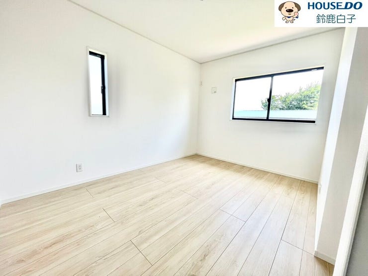 3つ目のお部屋です。窓からの景色も人目につかないので、窮屈な思いもなしです!