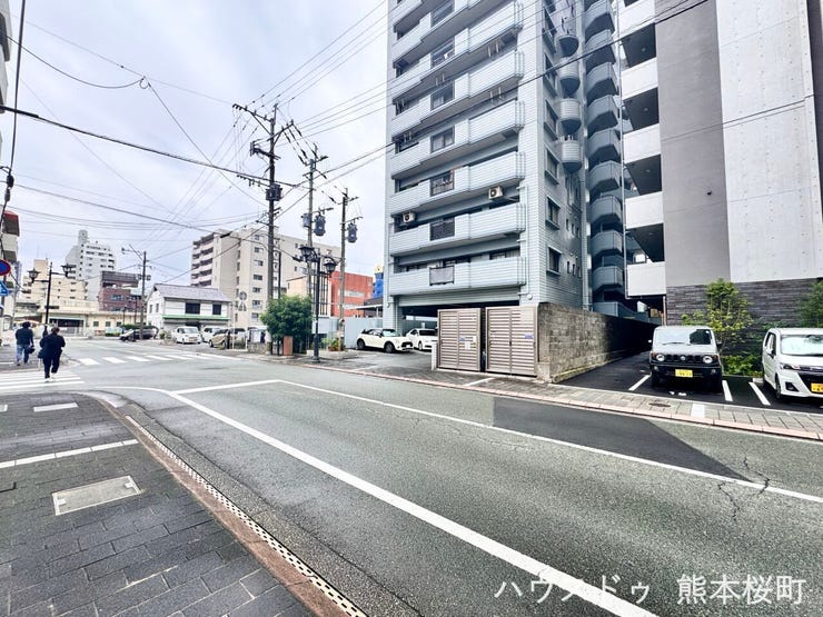 ■理想を叶える新しい暮らしの舞台■高いデザイン性と機能性を兼ね備えた住まい。ここで、家族の新しい物語が始まります。