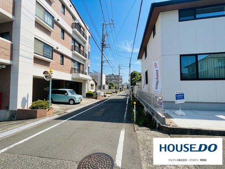 前面道路になります。