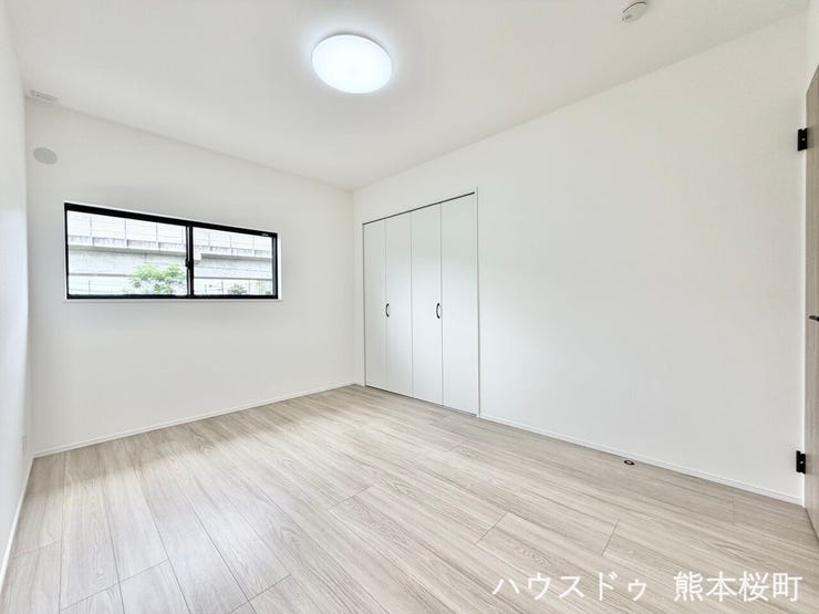 ■6.6帖洋室■寝室、書斎、趣味の部屋。家族の成長やライフスタイルに合わせ、様々な使い方ができる快適な空間です。