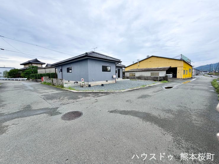 ■理想を叶える新しい暮らしの舞台■高いデザイン性と機能性を兼ね備えた住まい。ここで、家族の新しい物語が始まります。
