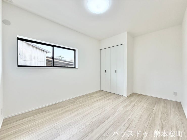 ■6.0帖洋室②■寝室、書斎、趣味の部屋。家族の成長やライフスタイルに合わせ、様々な使い方ができる快適な空間です。