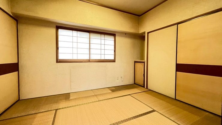 リフォーム前の現況写真です。
LDK横の和室は洋室に仕様変更します。