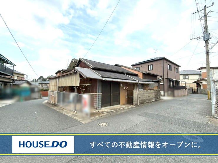 【外観】
小倉北区下富野 中古戸建て♪5DK♪角地♪収納スペース♪コンビニまで徒歩約6分で買物便利な立地です♪