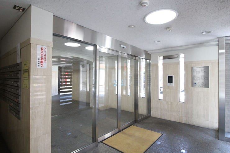 【オートロックシステム】セキュリティ面も安心です♪
