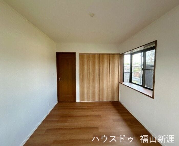 「2F東側洋室」日当たりが良いです。