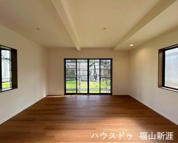 窓が多く、明るく開放的です。