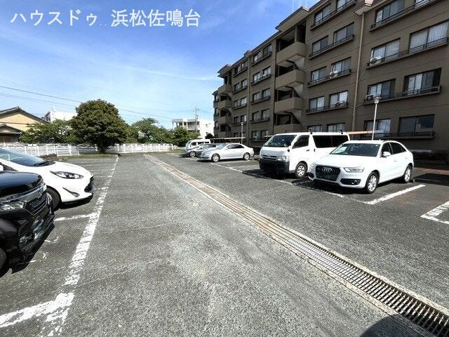 全区画平面式駐車場