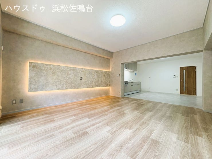 〈リフォーム済〉とても広いLDK約23.5帖!きれいにリフォーム仕上がりました(^-^)見に来て下さいね♪