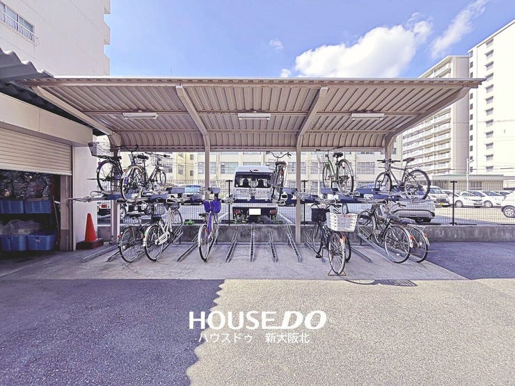 ■屋根付き駐輪場は大切な自転車が雨などで濡れる心配がないのがうれしいですね♪
■最新の空き状況をお調べいたしますので、お気軽にお問い合わせくださいませ!