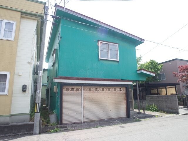 北西側から撮影しました。