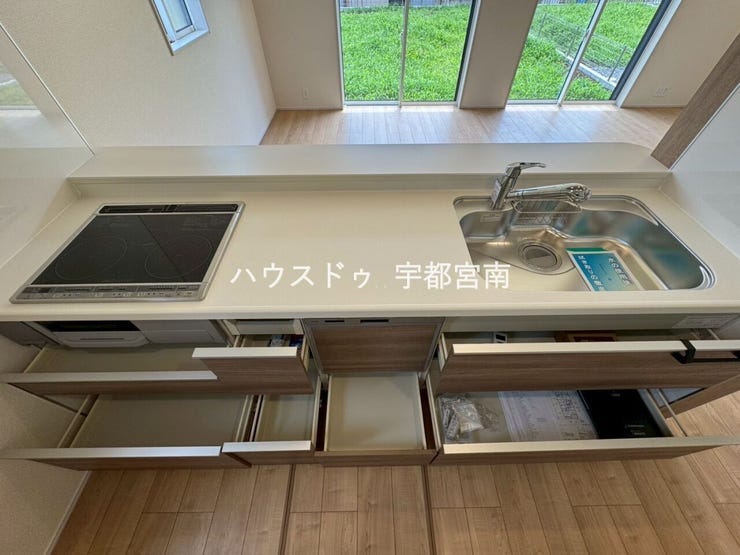 充実したキッチン収納
※同社施工例