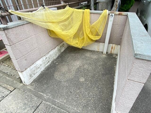 清潔に保たれたゴミステーションです。