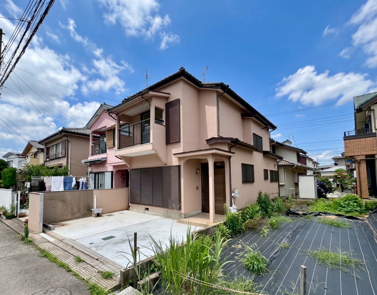 【Exterior】落ち着きのあるシンプルな外観で、長く愛せる住まいに仕上がっています。