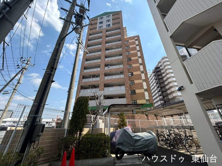 コンビニやスーパーも徒歩10分圏内