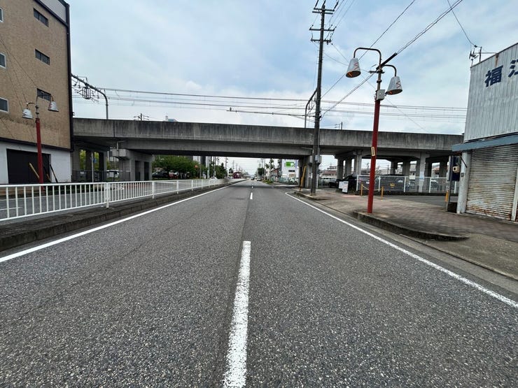 近隣の雰囲気は実際に見て、感じていただくのが一番です!
ぜひ現地を見に来てください♪お問い合わせお待ちしております。