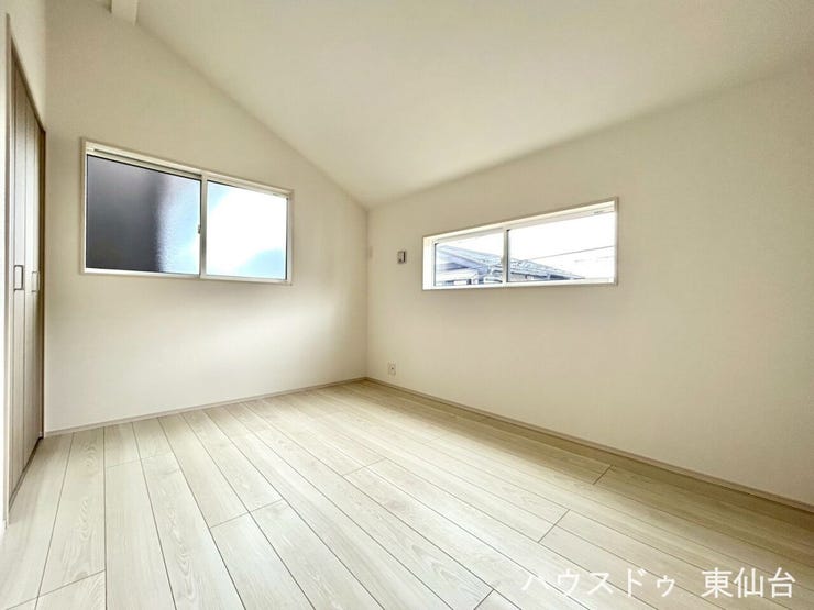 リモートワークにも向いている落ち着いた空間。