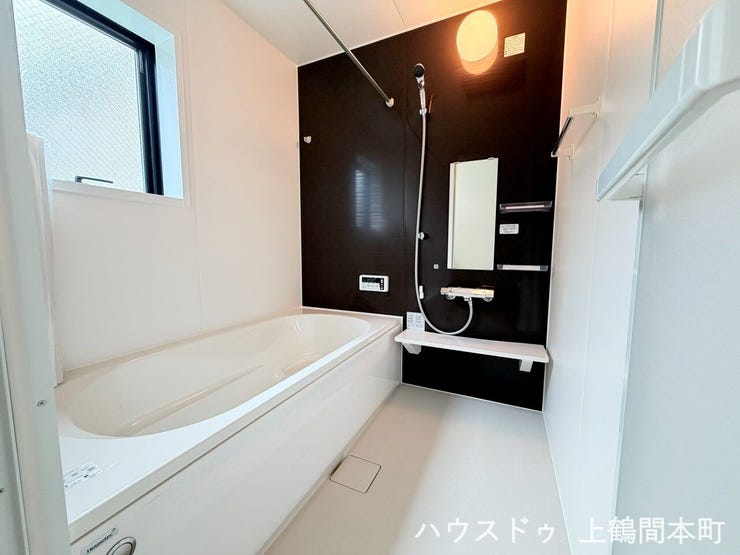 清潔感のあるデザインで、毎日気持ちよく使える浴室