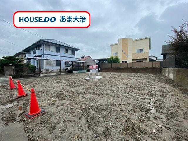 【外観】
約51.24坪の整形地。駅や学校まで徒歩10分圏内で、住み良いエリアです◎