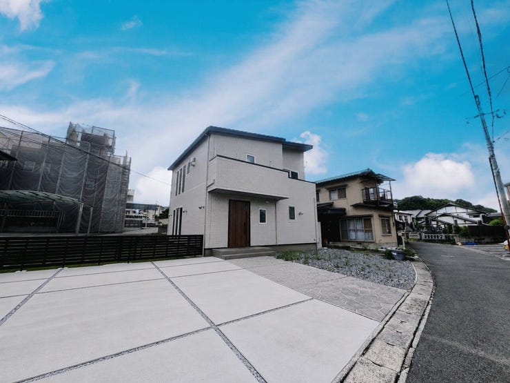 ※本画像は実際の外観写真をもとに、明るさや見やすさを調整した加工イメージです。実際の見え方とは多少異なる場合がございます。