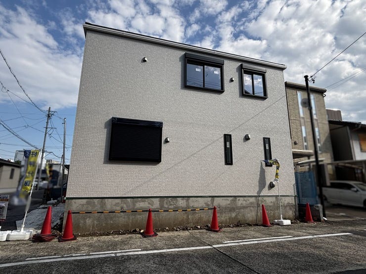 コンビニ徒歩5分・スーパー徒歩7分・ドラッグストア徒歩5分!毎日の買い物に便利な立地。
2026/06/29撮影
