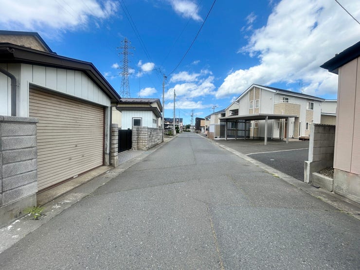 現地(2026年6月)撮影
◎建築条件付き◎
詳細は、ハウスドゥ 八戸下長までお気軽にお問い合わせくださいませ♪
