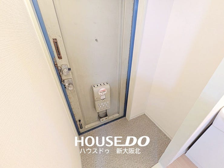 ■玄関にはお好みの収納を設置していただけます◎
■当社では他社様が掲載している物件も同時に内覧する事が可能です!お気軽にお問い合わせください!