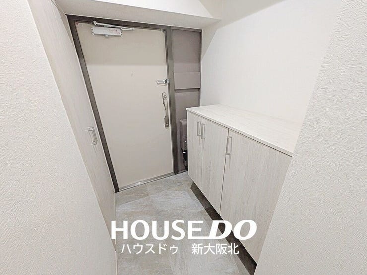 ■収納豊富で広々とした玄関!増えがちな靴もスッキリ片付きます♪