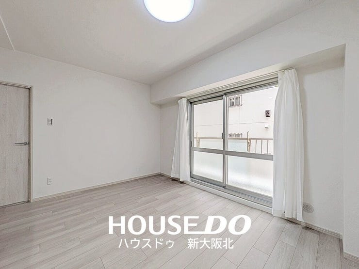 ■窓から自然な光が差し込む温かなリビング!
■ポカポカの室内で、安らぎのひと時を演出します!