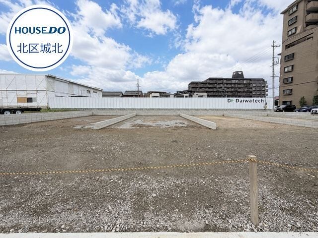 【外観】
●西区大野木エリア●
◇大野木小学校:徒歩約2分
◇山田東中学校:徒歩約13分
◇寺子屋大の木:徒歩約5分
◇セブンイレブン名古屋大野木店:徒歩約7分
◇大漉内科:徒歩約7分