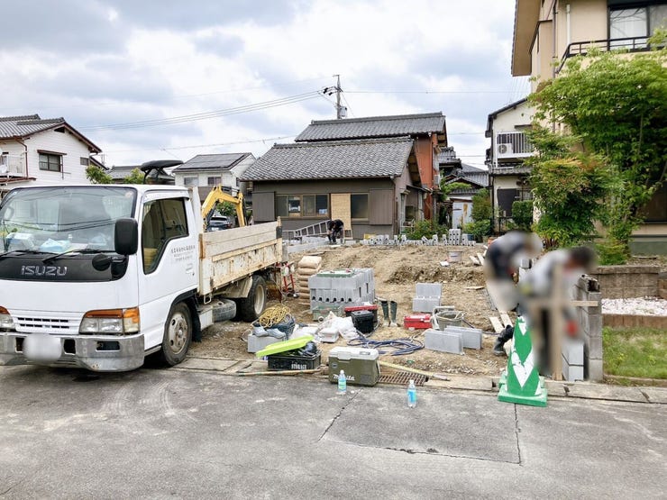 【見学予約】
当物件と同様の物件の見学も可能です!
実際の間取りや雰囲気を体感しながら住まいをイメージできます!気になる方はぜひお気軽にお問い合わせください♪
TEL:0120-729-710